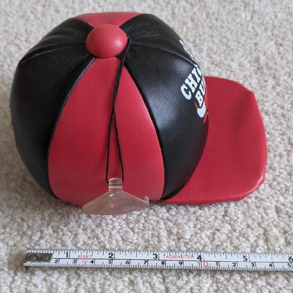 Chicago Bulls toy stuffed hat - Picture 4 of 8